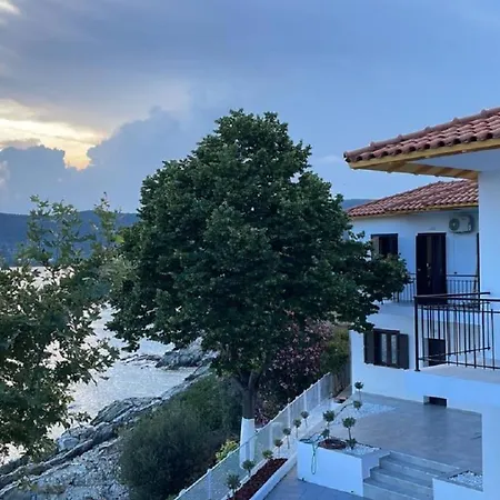 Aparthotel Athos Cape *
