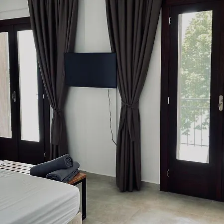 Athos Cape Aparthotel
